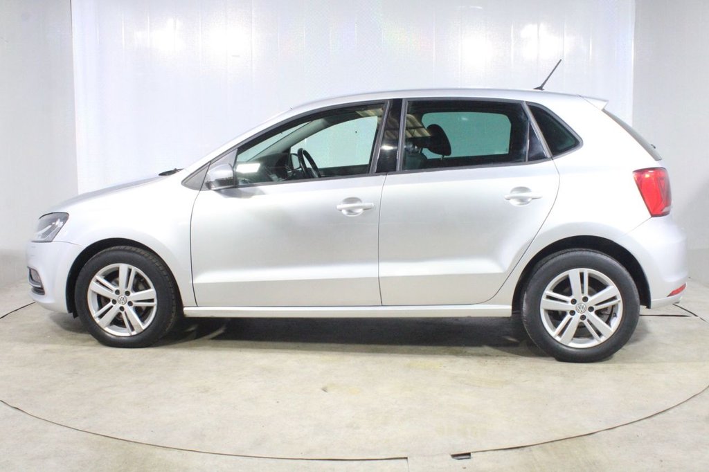 Used Volkswagen Polo 2016 for sale - 77110345: Photo 64