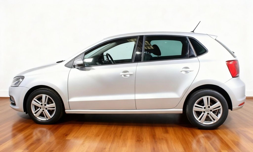 Used Volkswagen Polo 2016 for sale - 77110345: Photo 9