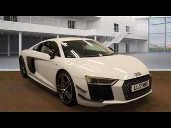2017 (17) - 5.2 FSI V10 Plus Quattro 2dr S Tronic