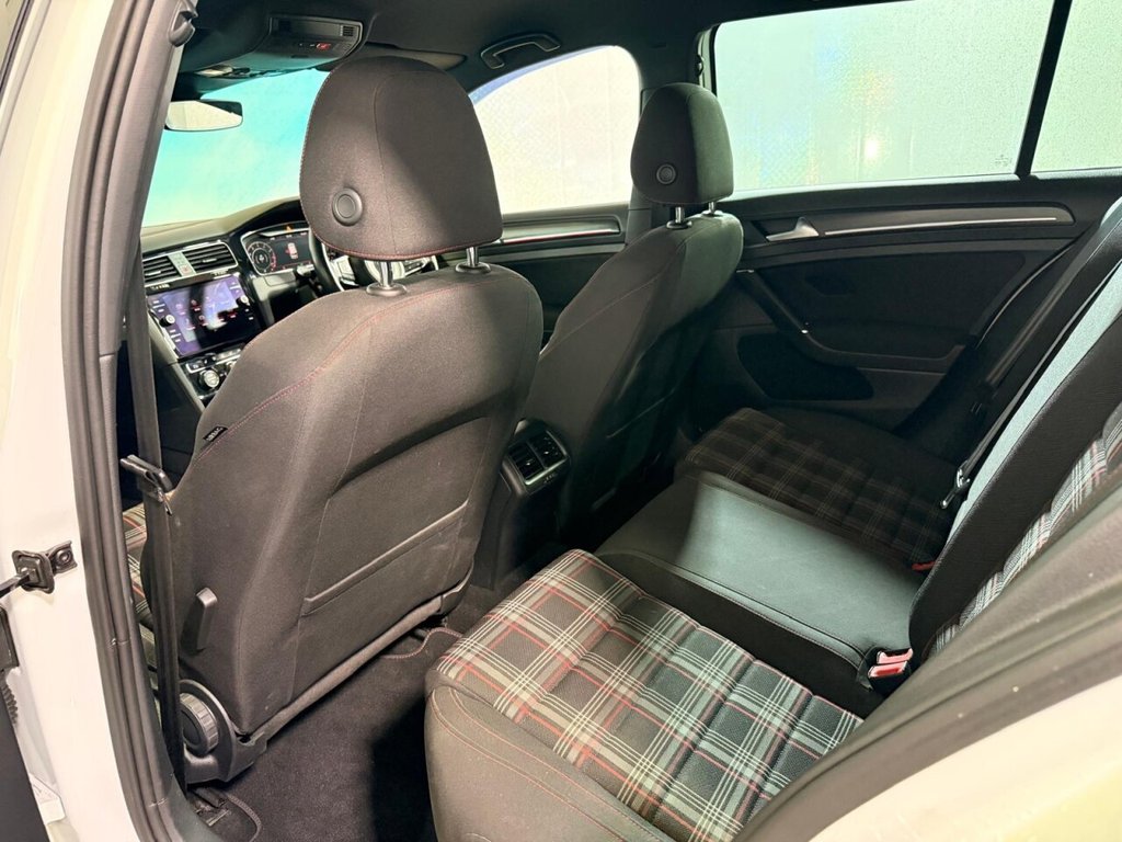 Used Volkswagen Golf 2020 for sale - 77089433: Photo 19