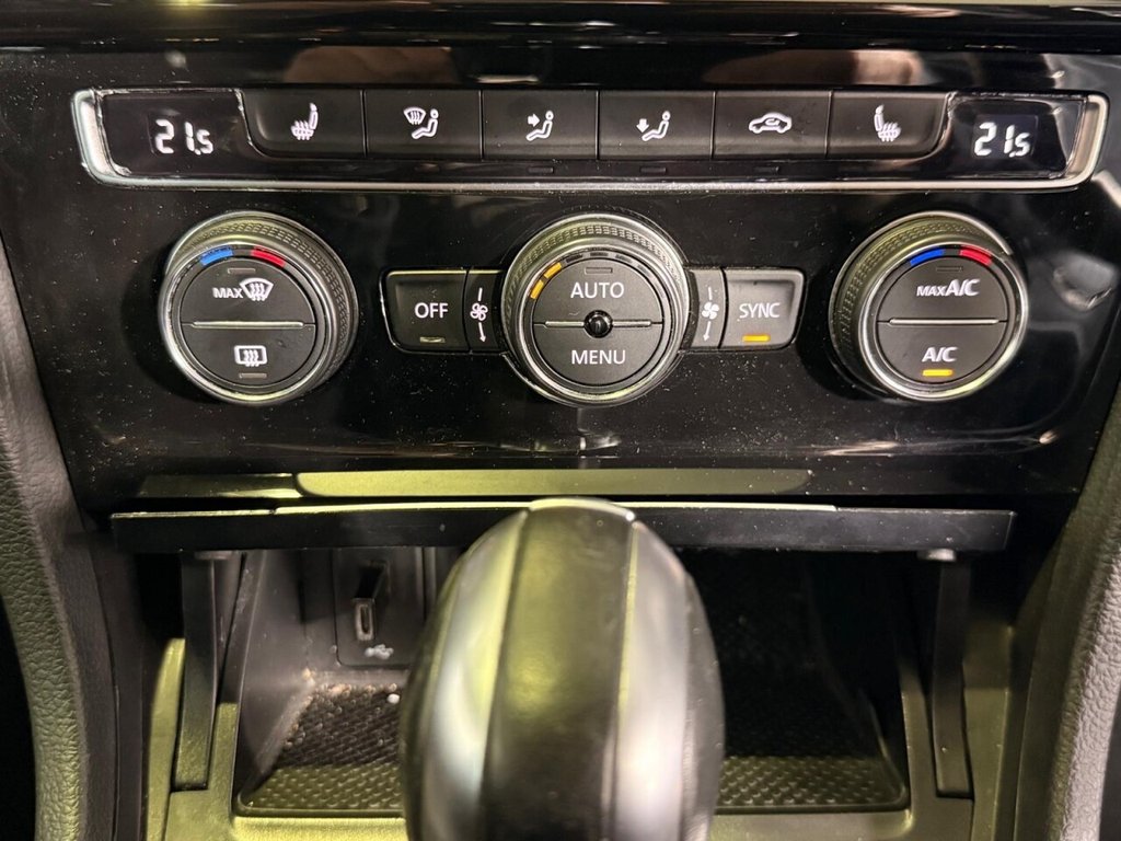 Used Volkswagen Golf 2020 for sale - 77089433: Photo 28