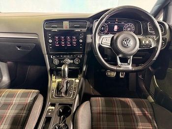 Used Volkswagen Golf 2020 for sale - 77089433: Photo