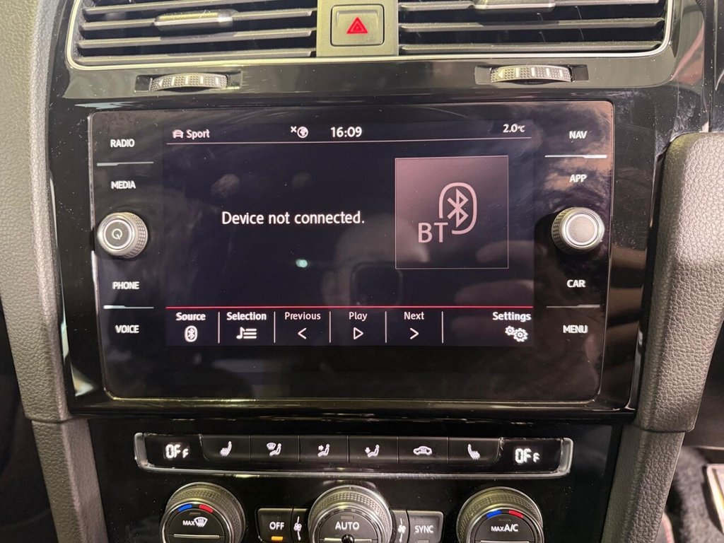 Used Volkswagen Golf 2020 for sale - 77089433: Photo 31