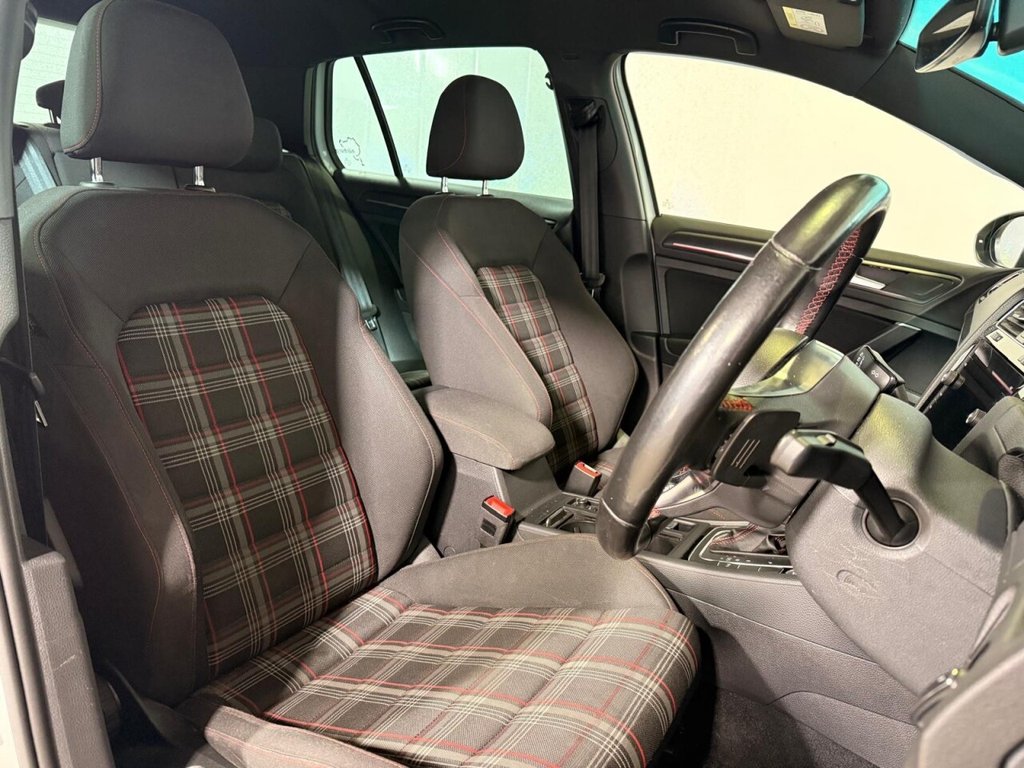 Used Volkswagen Golf 2020 for sale - 77089433: Photo 32