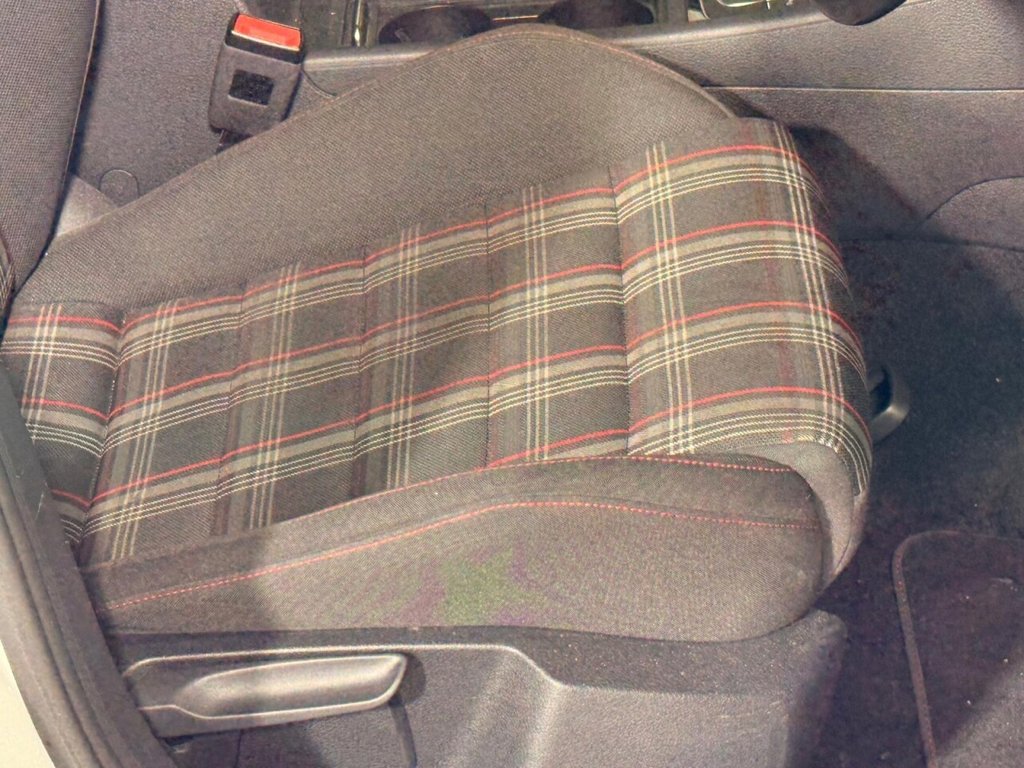 Used Volkswagen Golf 2020 for sale - 77089433: Photo 40