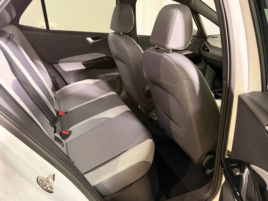 Used Volkswagen ID.3 2021 for sale - 76711195: Photo 15