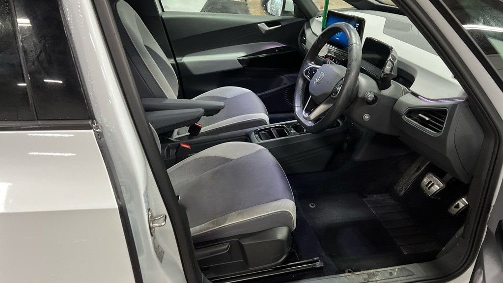 Used Volkswagen ID.3 2021 for sale - 76711195: Photo 2