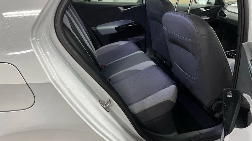 Used Volkswagen ID.3 2021 for sale - 76711195: Photo 8