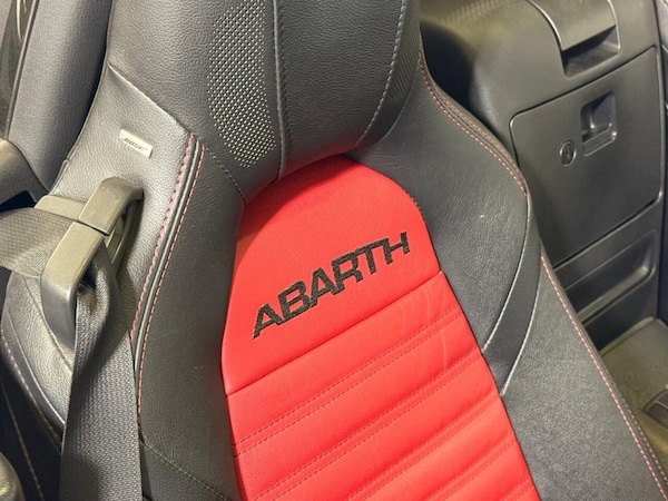 Used Abarth 124 Spider 2018 for sale - 75680845: Photo 32