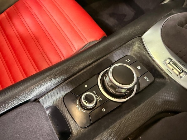 Used Abarth 124 Spider 2018 for sale - 75680845: Photo 82
