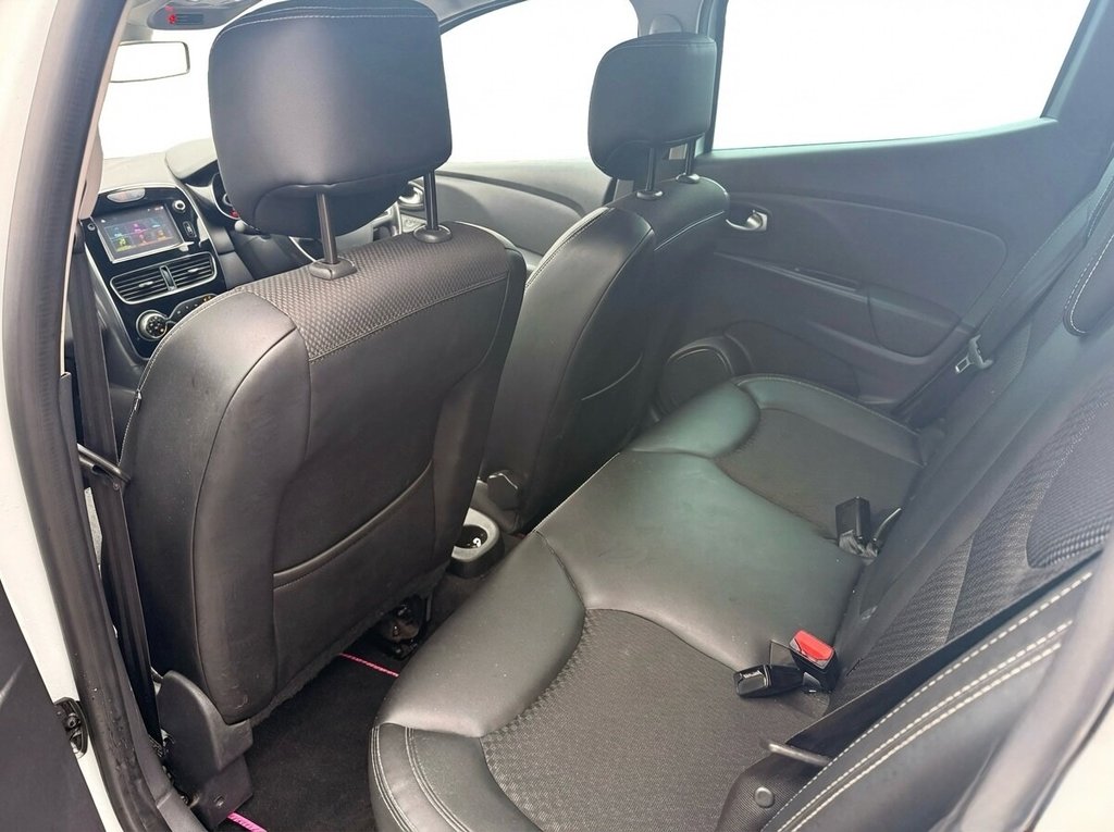 Used Renault Clio 2018 for sale - 77302021: Photo 15
