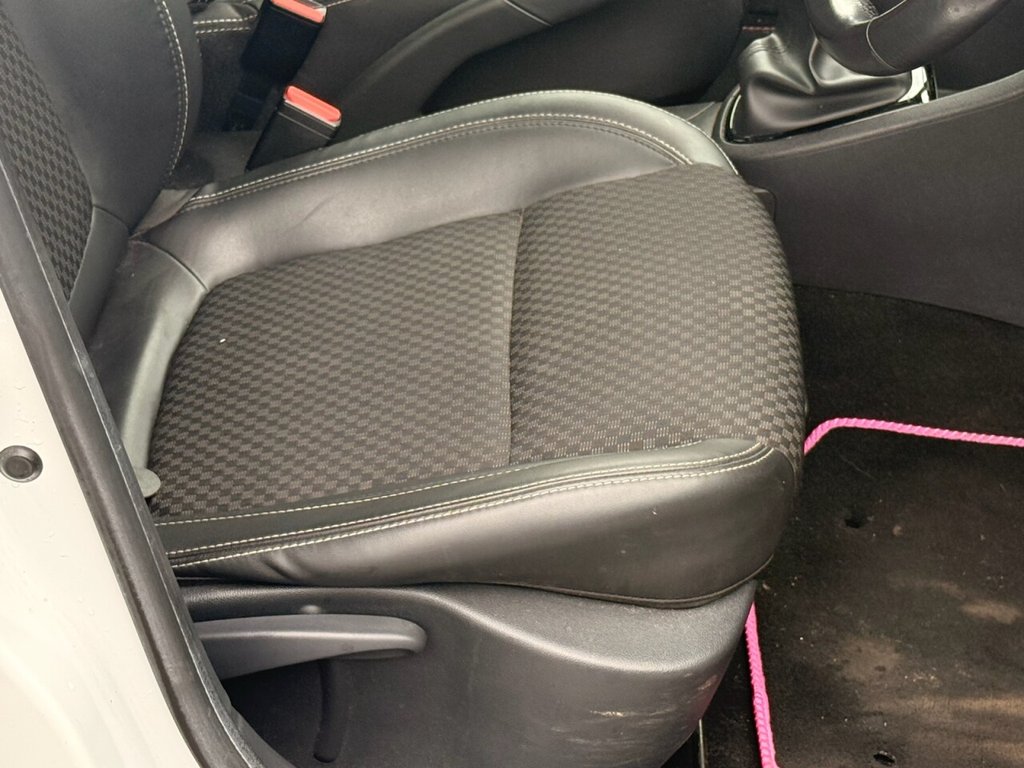 Used Renault Clio 2018 for sale - 77302021: Photo 18