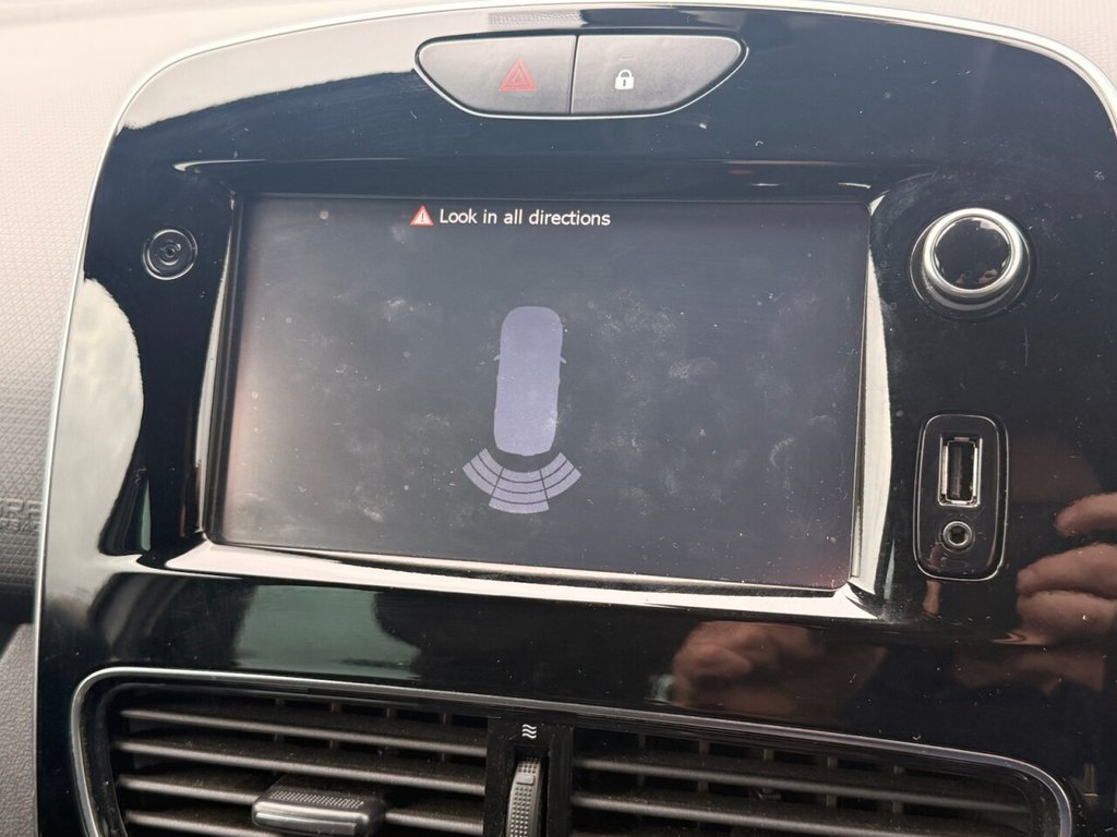 Used Renault Clio 2018 for sale - 77302021: Photo 21