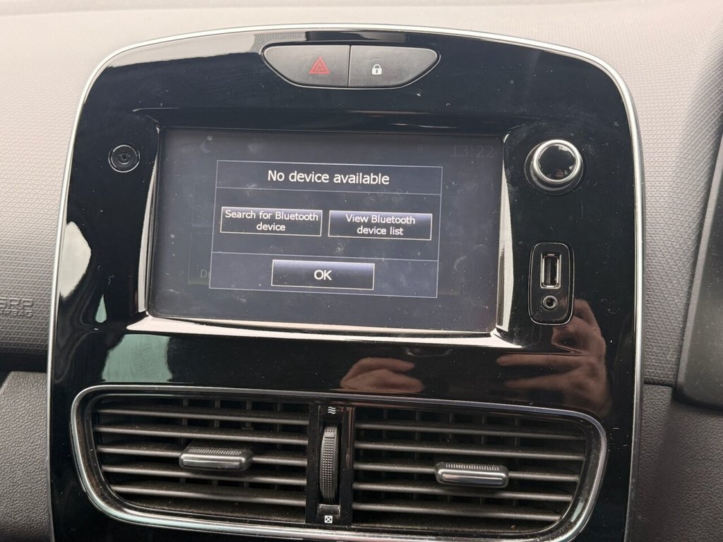 Used Renault Clio 2018 for sale - 77302021: Photo 29