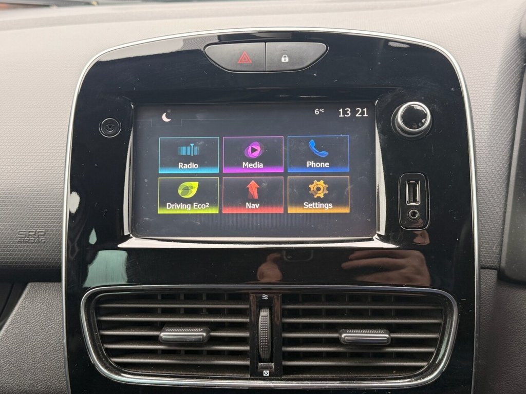 Used Renault Clio 2018 for sale - 77302021: Photo 32