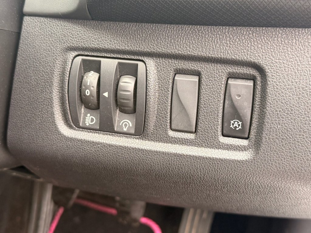 Used Renault Clio 2018 for sale - 77302021: Photo 42