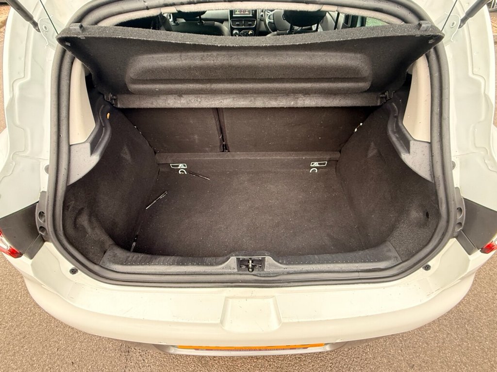 Used Renault Clio 2018 for sale - 77302021: Photo 43