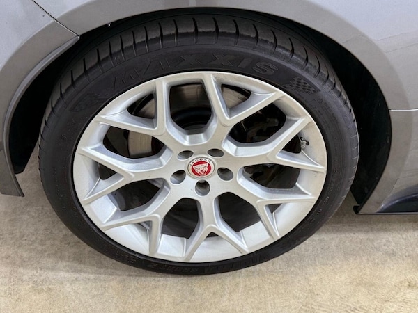 Used Jaguar F-Type 2018 for sale - 75502495: Photo 34
