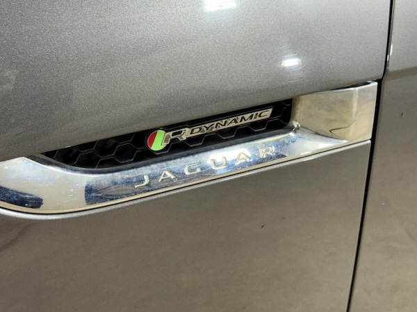 Used Jaguar F-Type 2018 for sale - 75502495: Photo 40