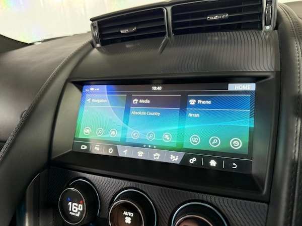 Used Jaguar F-Type 2018 for sale - 75502495: Photo 51