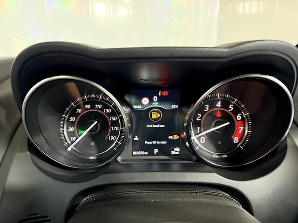 Used Jaguar F-Type 2018 for sale - 75502495: Photo 57