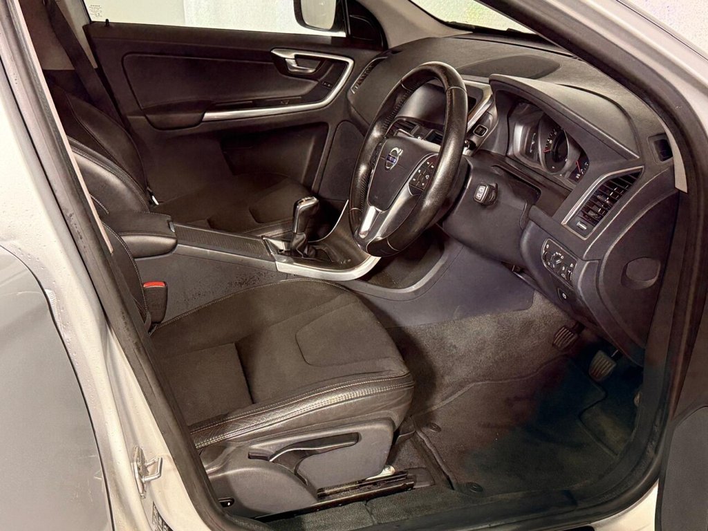 Used Volvo XC60 2015 for sale - 76118935: Photo 12