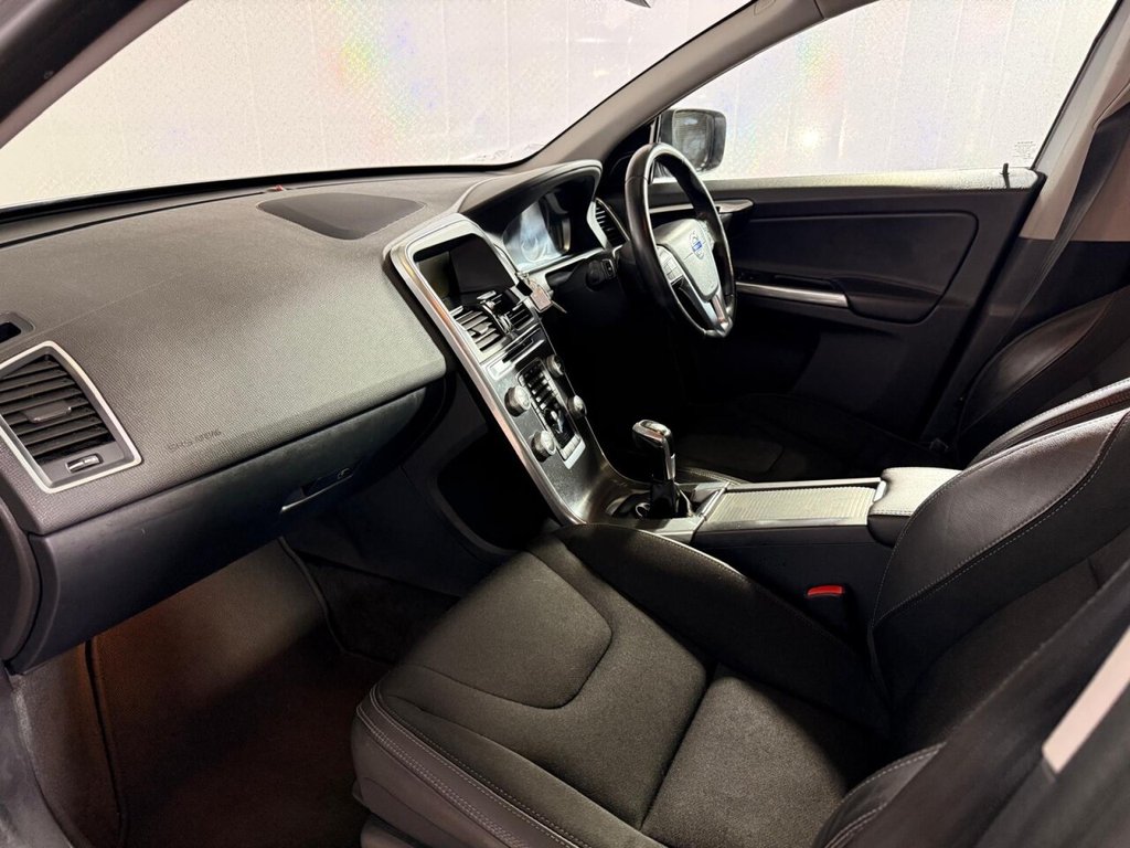 Used Volvo XC60 2015 for sale - 76118935: Photo 16