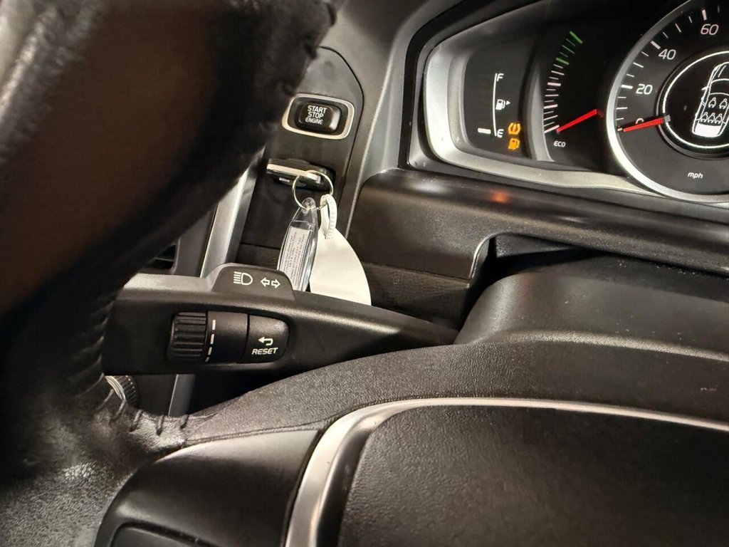 Used Volvo XC60 2015 for sale - 76118935: Photo 37