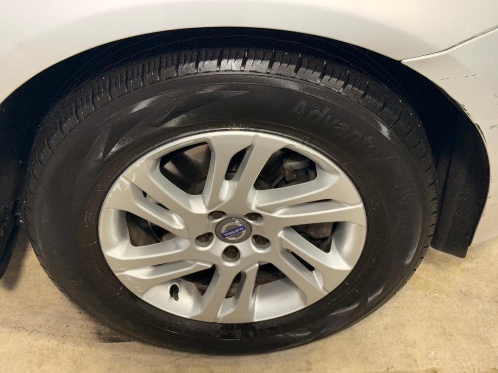 Used Volvo XC60 2015 for sale - 76118935: Photo 47