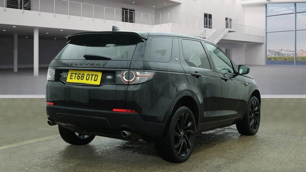 Used Land Rover Discovery Sport 2018 for sale - 77621520: Photo 8