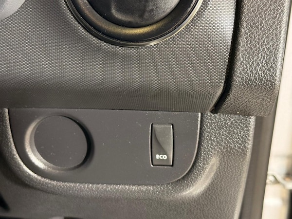 Used Dacia Sandero Stepway 2018 for sale - 75359210: Photo 17