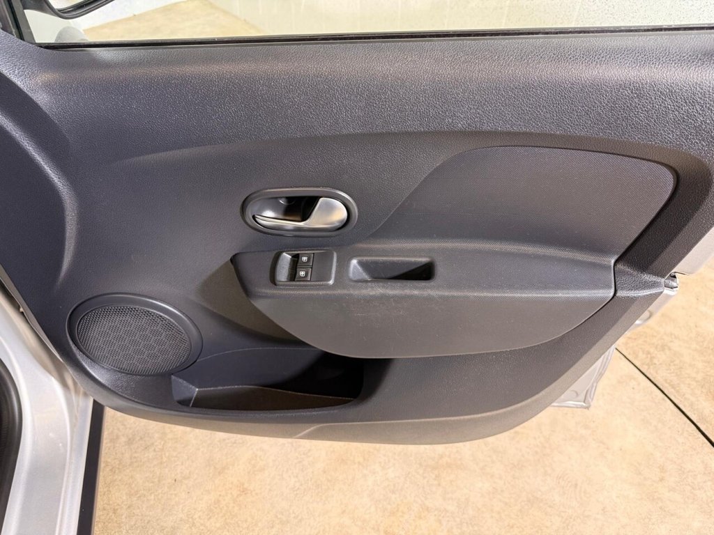 Used Dacia Sandero Stepway 2018 for sale - 75359210: Photo 35