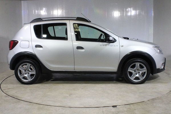 Used Dacia Sandero Stepway 2018 for sale - 75359210: Photo 5