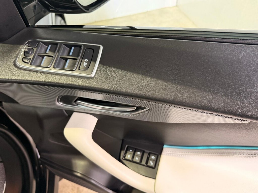 Used Jaguar F-Pace 2020 for sale - 76406618: Photo 24