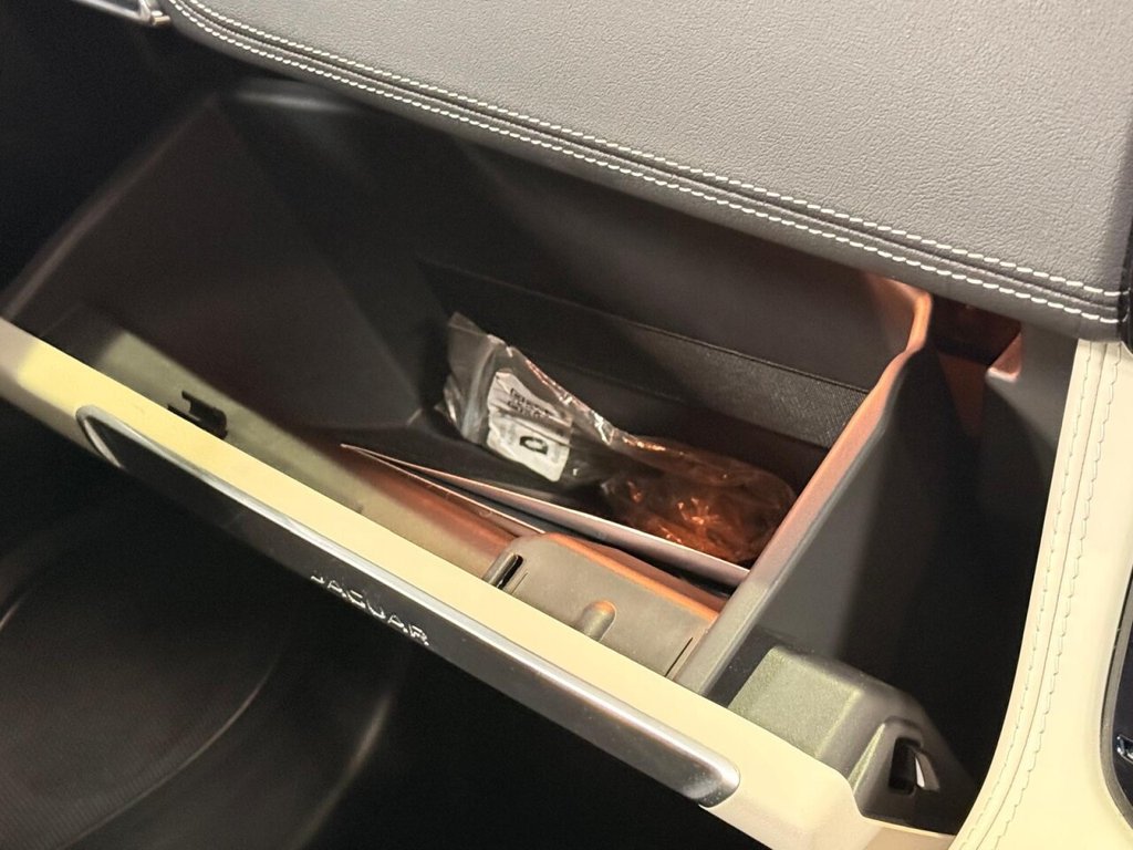 Used Jaguar F-Pace 2020 for sale - 76406618: Photo 29