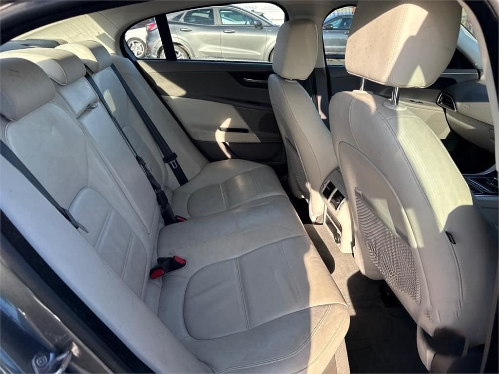 Used Jaguar XE 2017 for sale - 78212483: Photo 14