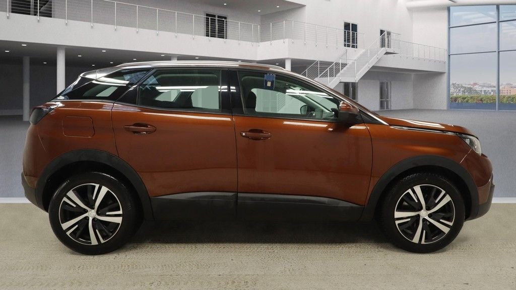 Used Peugeot 3008 2018 for sale - 77236497: Photo 10