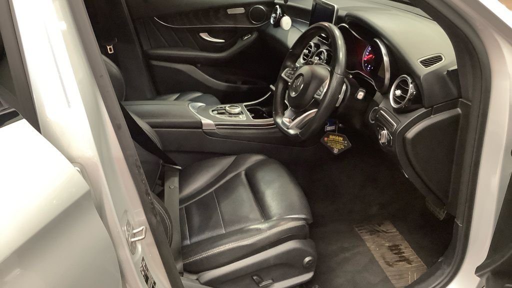 Used Mercedes-Benz GLC 2018 for sale - 76962532: Photo 2