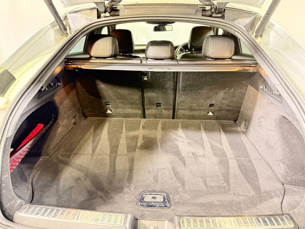 Used Mercedes-Benz GLC 2018 for sale - 76962532: Photo 23