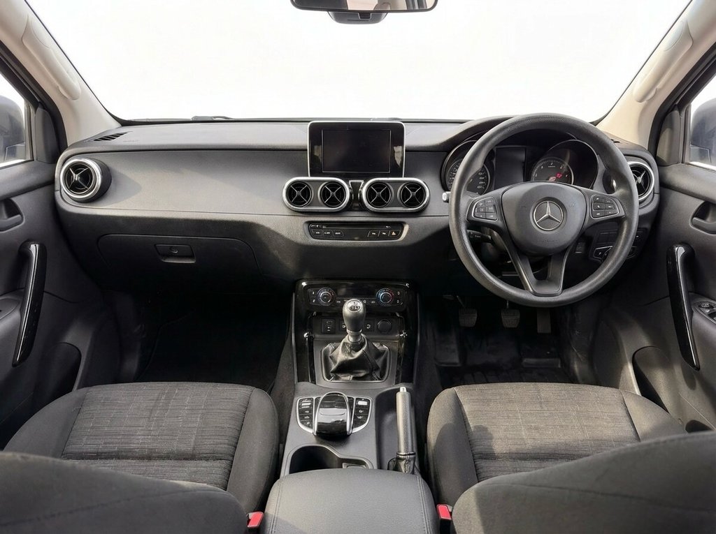 Used Mercedes-Benz X Class 2018 for sale - 77708726: Photo 2