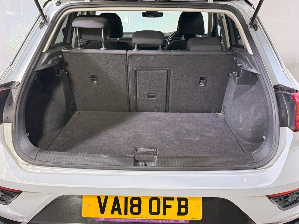 Used Volkswagen T-Roc 2018 for sale - 76429879: Photo 16