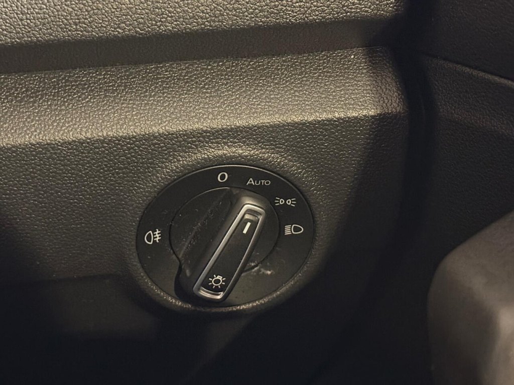 Used Volkswagen T-Roc 2018 for sale - 76429879: Photo 19