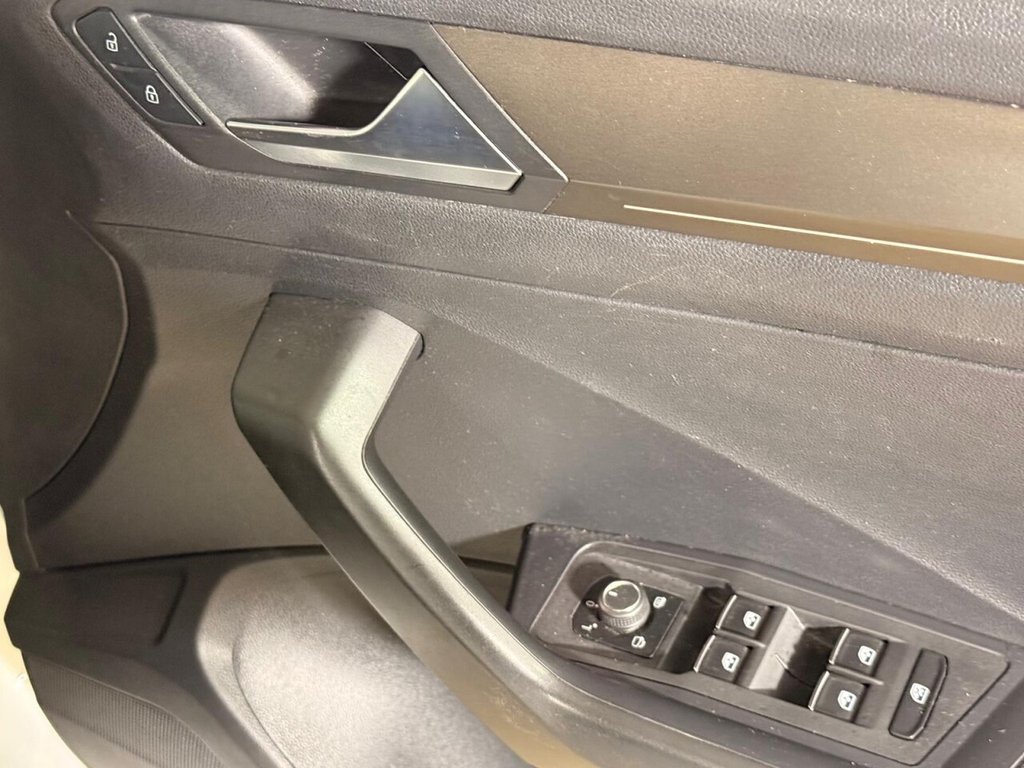 Used Volkswagen T-Roc 2018 for sale - 76429879: Photo 23