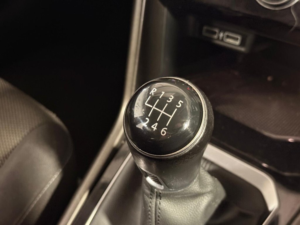 Used Volkswagen T-Roc 2018 for sale - 76429879: Photo 31