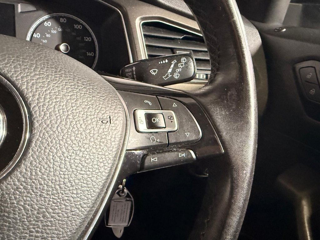 Used Volkswagen T-Roc 2018 for sale - 76429879: Photo 36