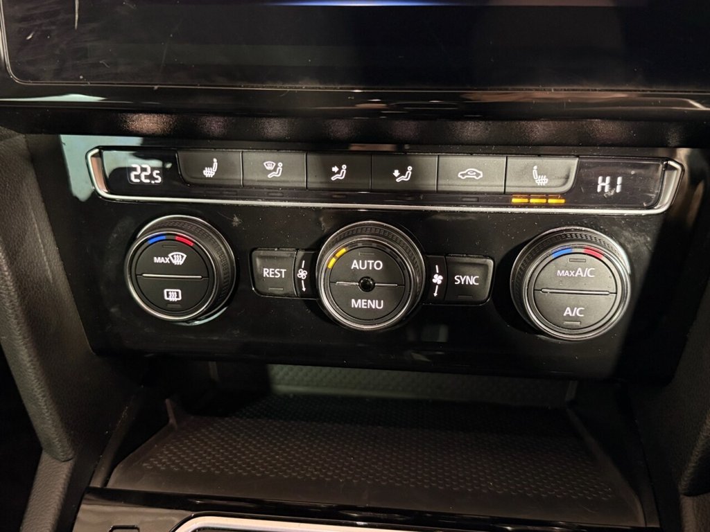 Used Volkswagen Passat 2020 for sale - 77014342: Photo 35