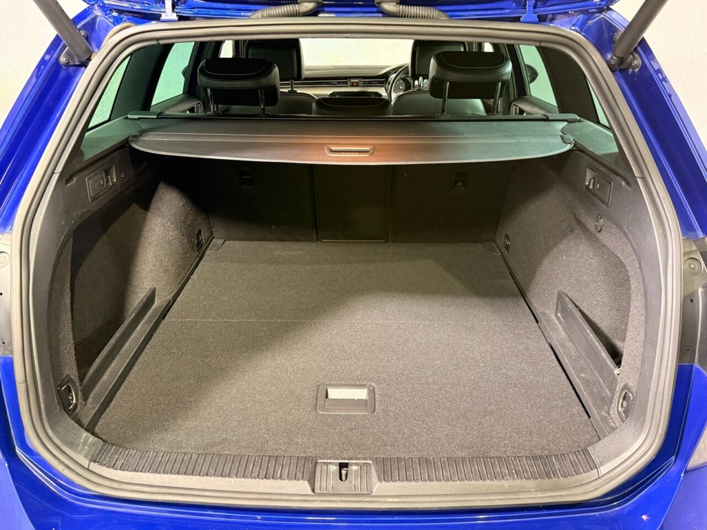 Used Volkswagen Passat 2020 for sale - 77014342: Photo 48