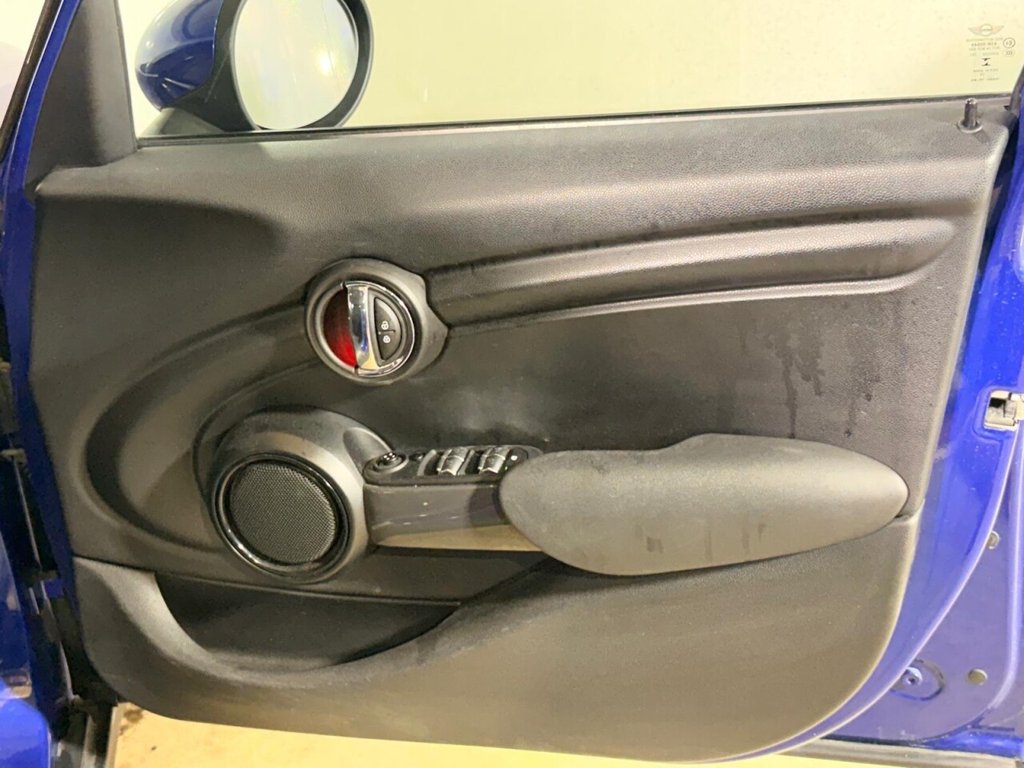 Used MINI Hatch 2019 for sale - 76570141: Photo 19