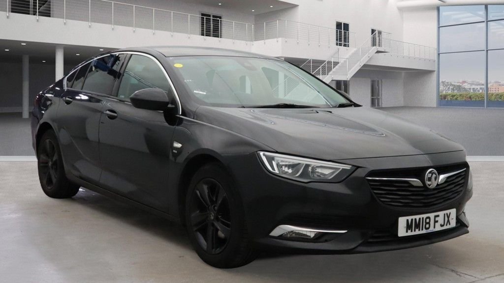 Used Vauxhall Insignia 2018 for sale - 76962785: Photo 1