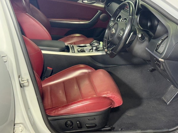 Used Kia Stinger 2017 for sale - 75473624: Photo 14